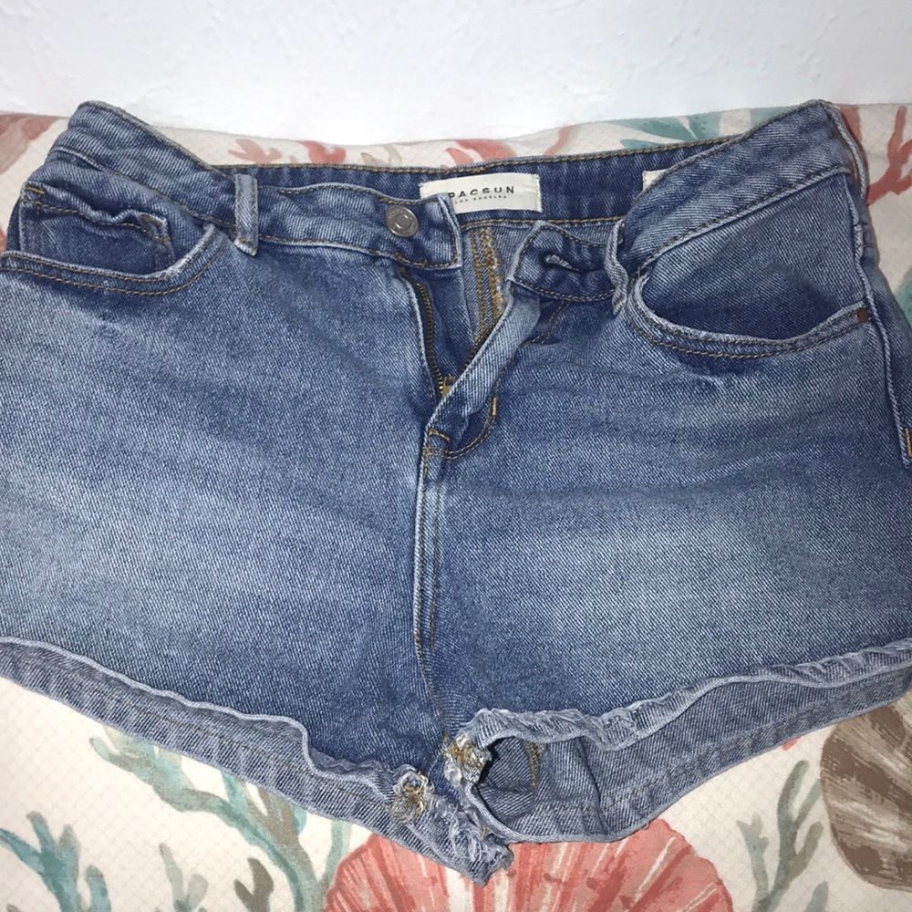 Pac Sun High Rise Blue Jean Shorts Size 25 - Picture 1 of 6